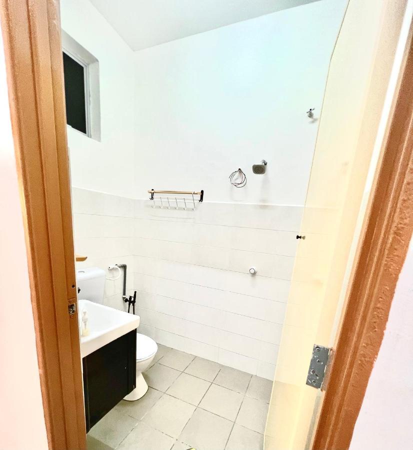Raees Homestay Kampong Tanjong Minyak Exterior photo